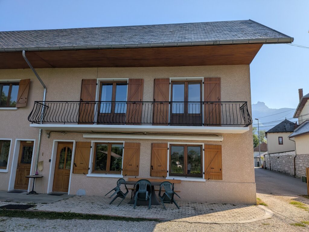 MAISON JUMELEE TYPE T3 80m² - 35m² COMBLES AMENAGEABLES - TERRAIN 350m² facade ouest